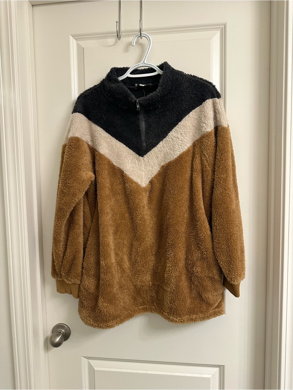 Love Colorblock Teddy Jacket - Black/cream/brown